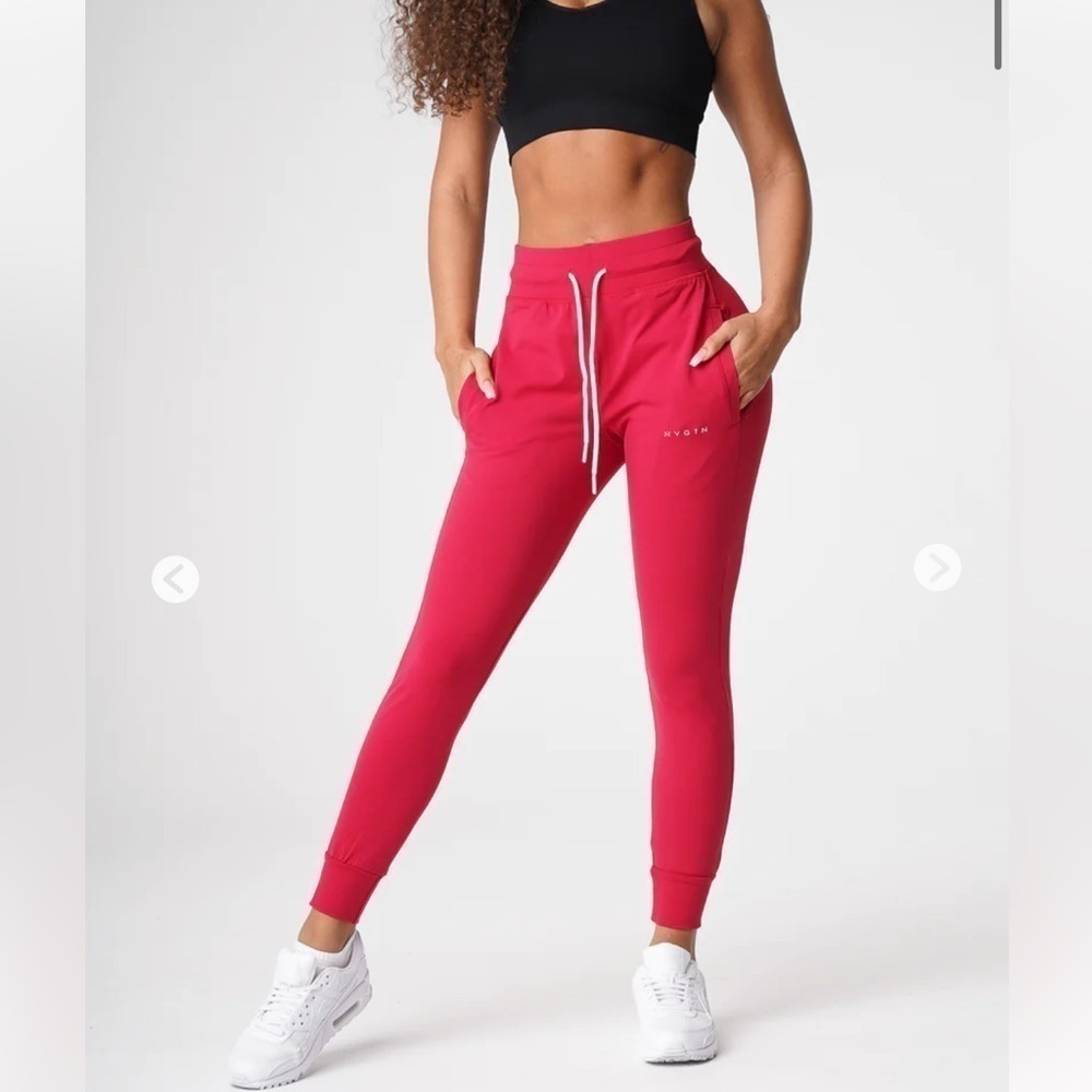 [l] NVGTN Ruby Red Joggers Drawstring Fitted Compression Weight Training Women’s
